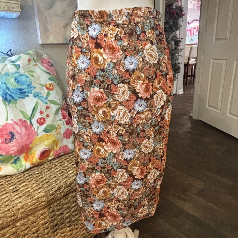 SHEIN Floral Pencil Skirt - Multicolor